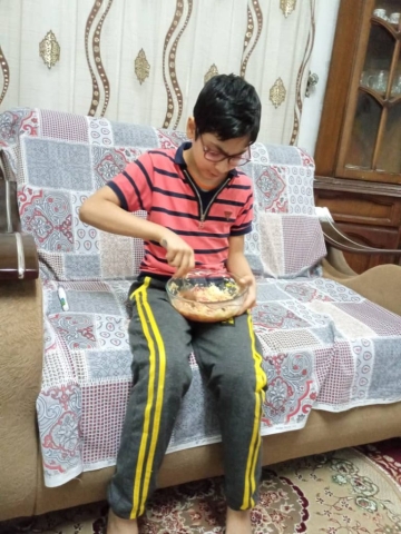 همکاری دانش آموزان پایه چهارم با اولیا در منزل