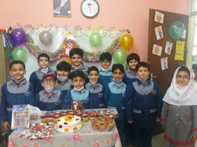 جشن روز دانش آموز