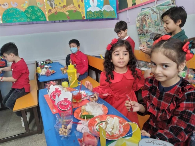 جشن یلدای 1400 در مدرسه ابتدایی تربیت اسلامی